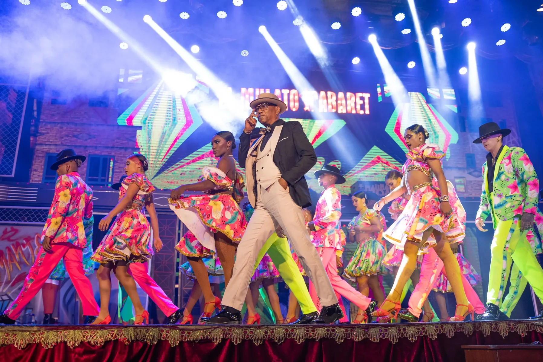 Mulato Cabaret salsa performance context in Cali.